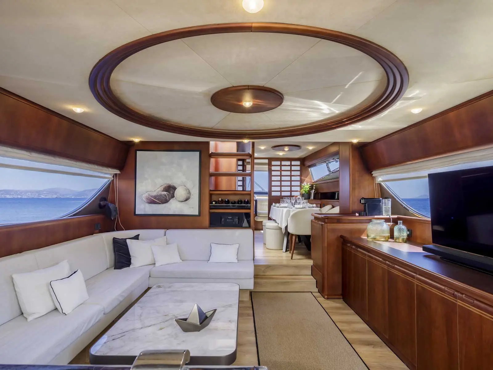 My Way, Interior image