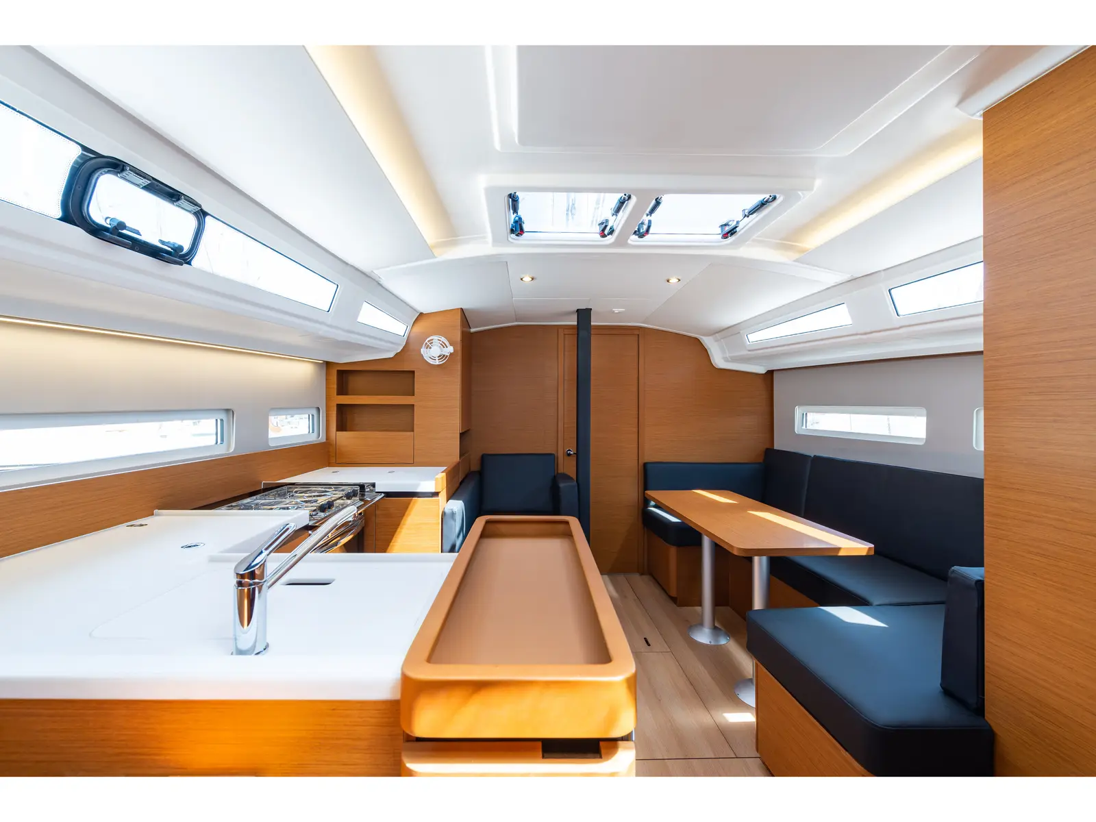 Martha, Interior image