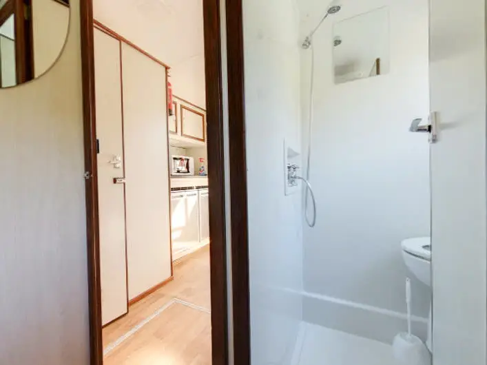 Continentale - Budget 13, photograph 5