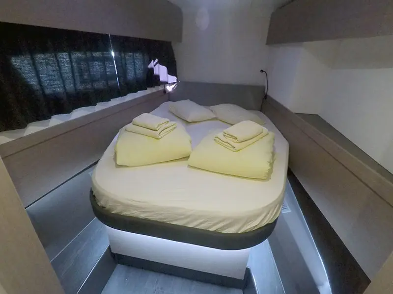 Imagine, Fountaine Pajot Astrea 42