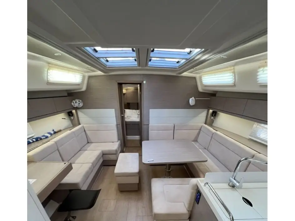TBA, Interior image