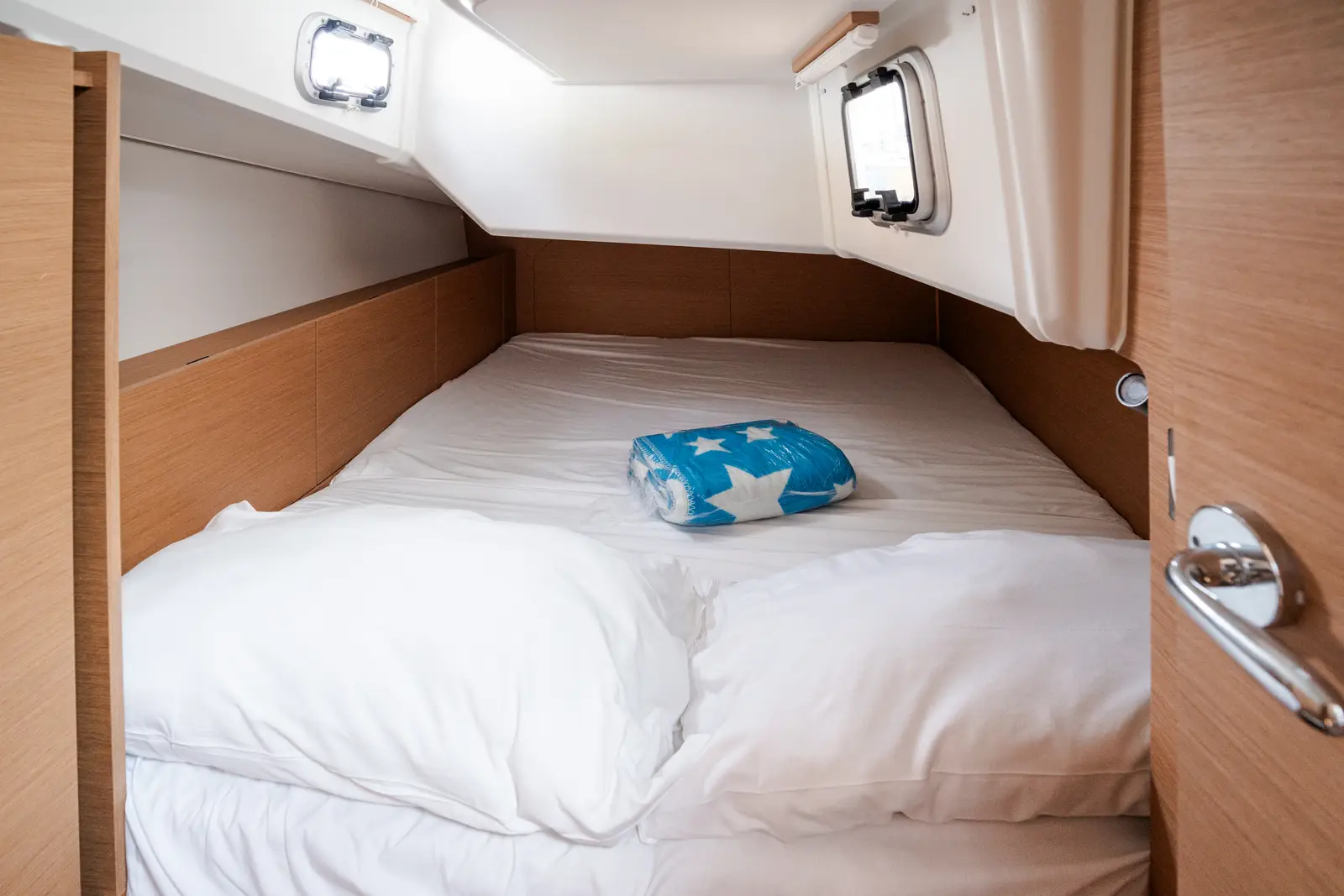 Phoenix - Comfort line, Cabin