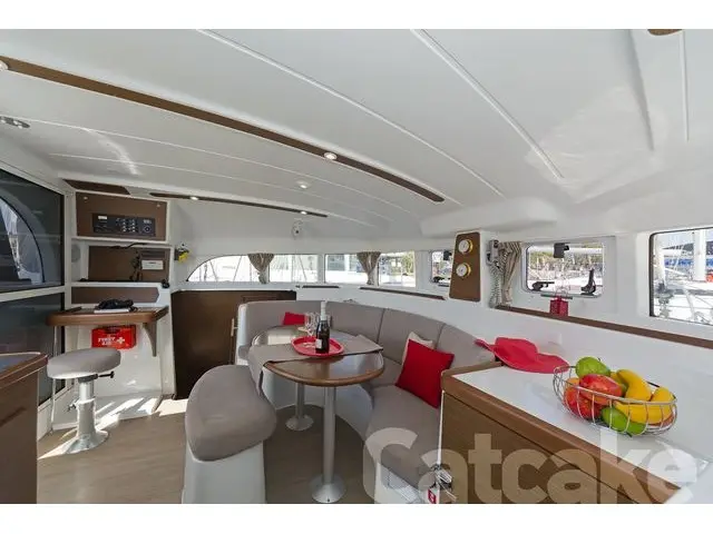 Catcake, Interior image