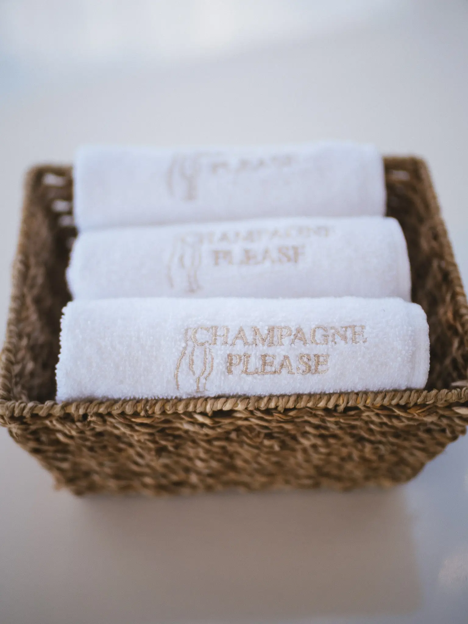 CHAMPAGNE PLEASE, photograph 51
