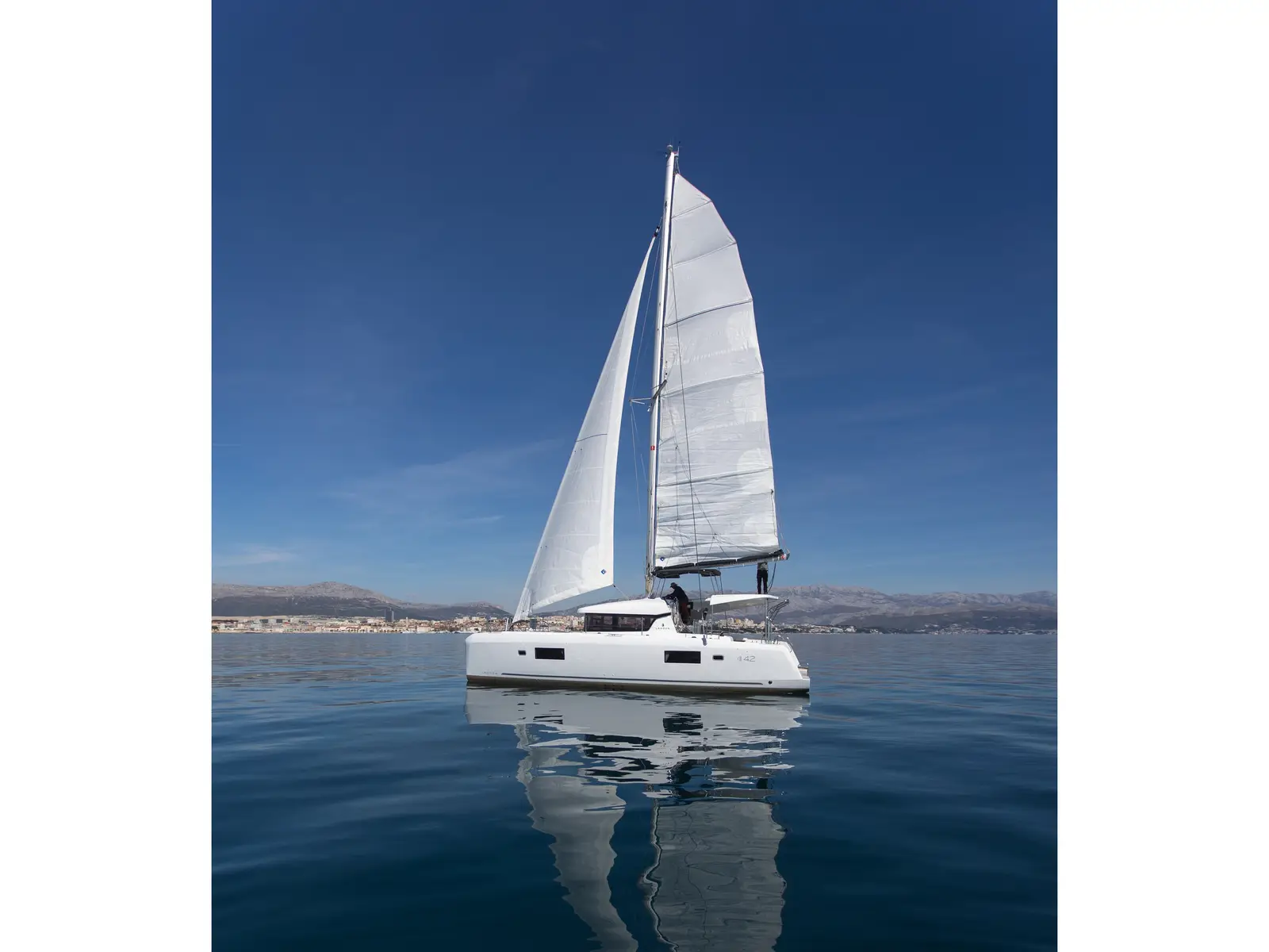 GIOIA, Lagoon 42