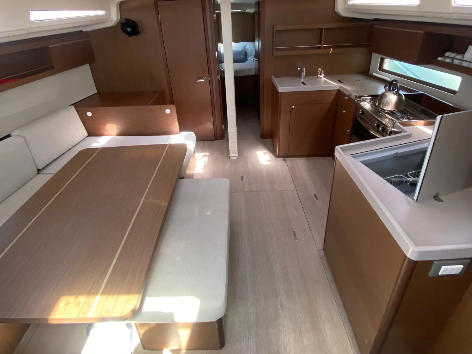 ARIA, Interior image