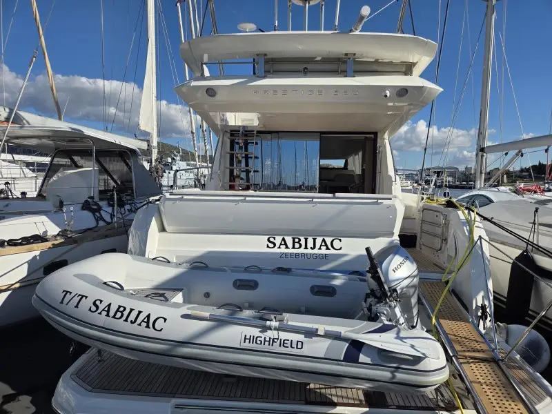 SABIJAC, Prestige 520 Fly