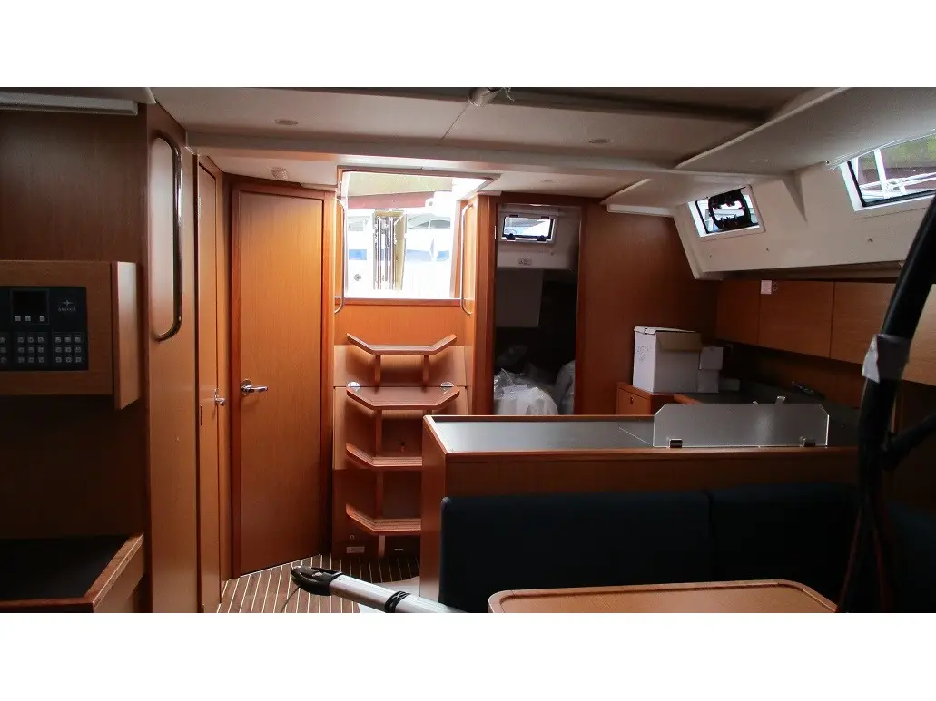 ONE, Interior image