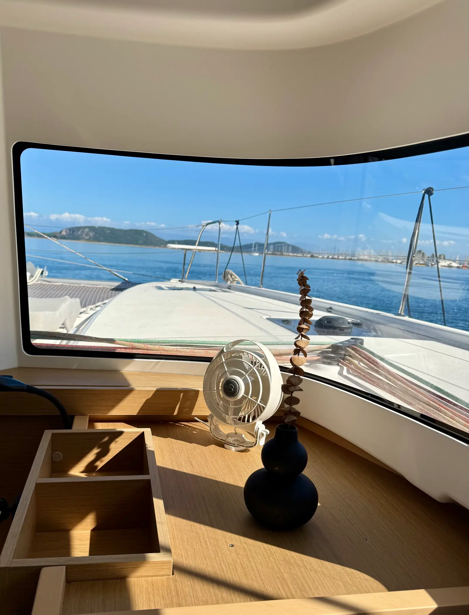 HELLENIC BREEZE, photograph 12