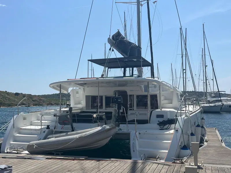 CARIAMA (air condition, generator, water maker, flybridge), photograph 2