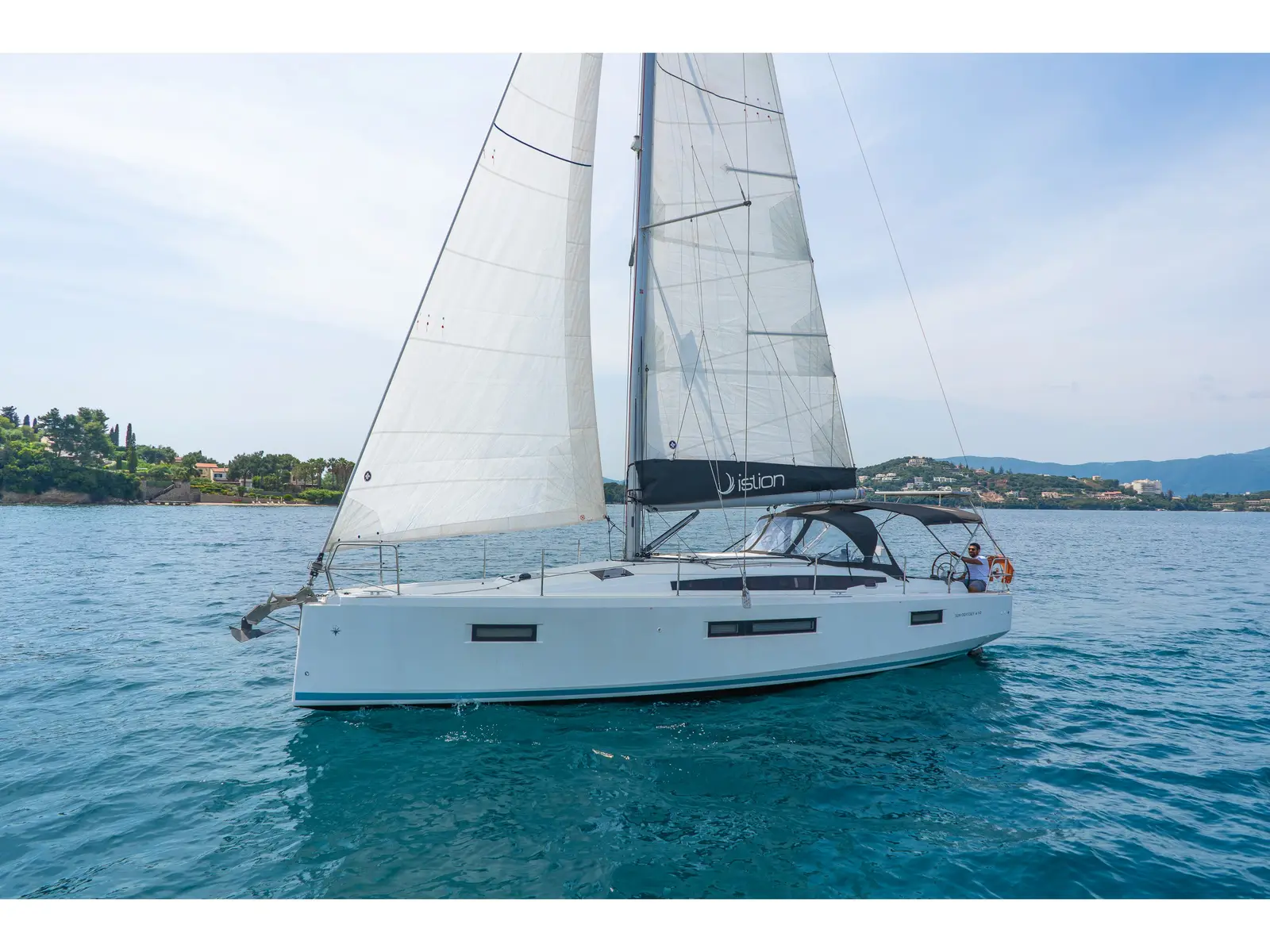 Sea Whisper, Main image
