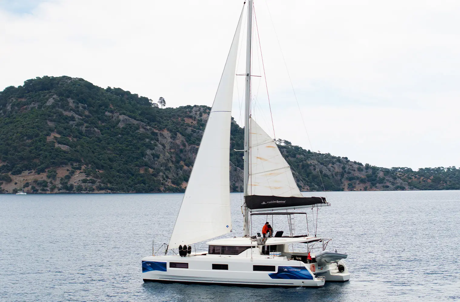 Lua, Lagoon 46