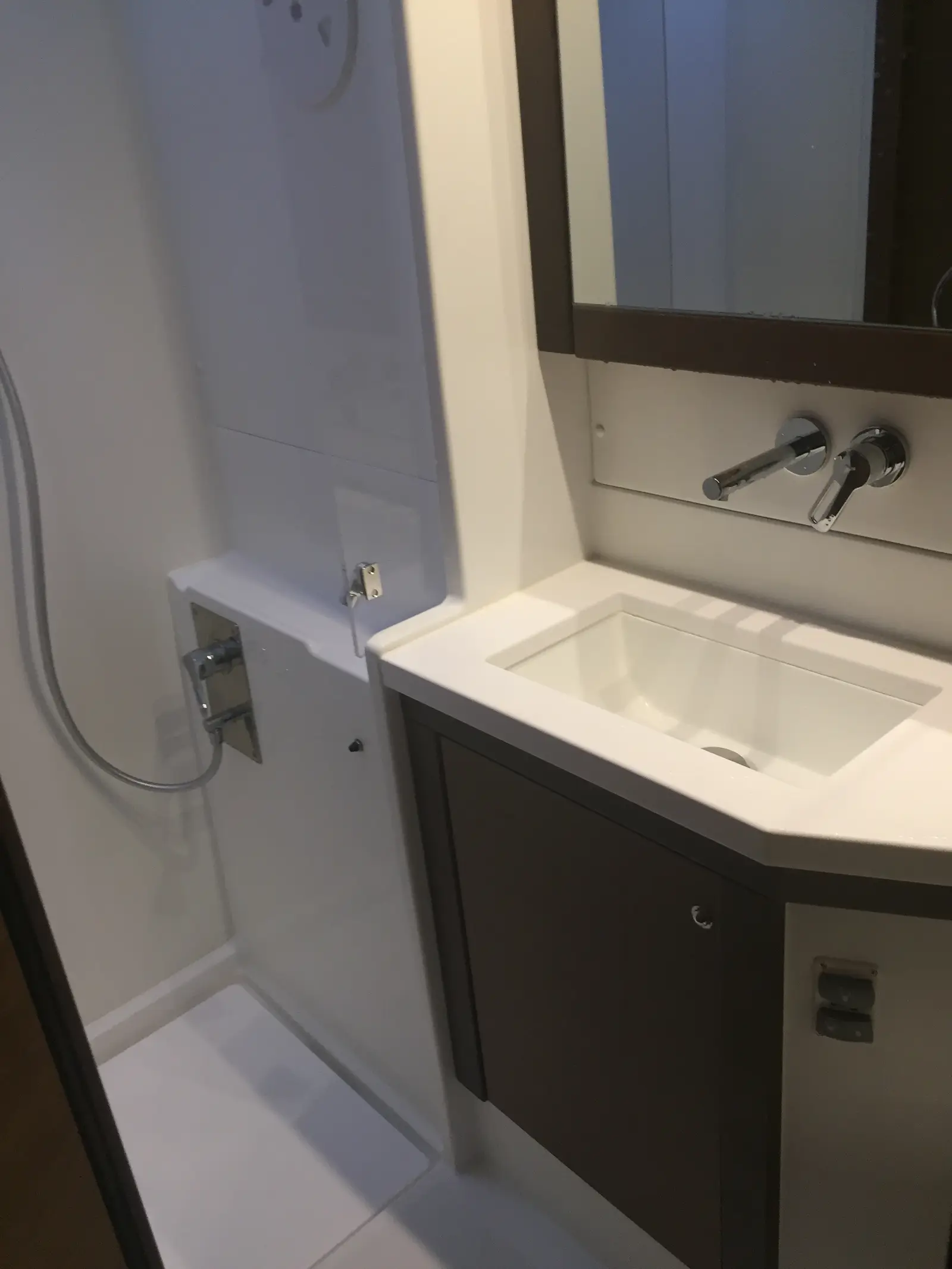 Toja, Bath / toilet 2