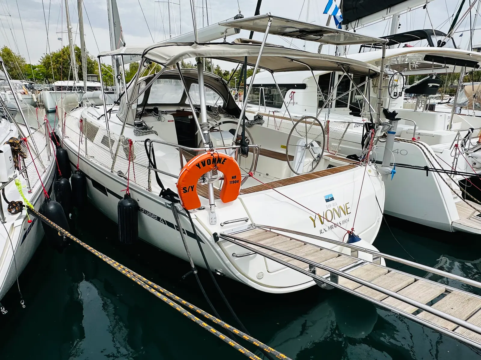 S/Y Yvonne, photograph 3