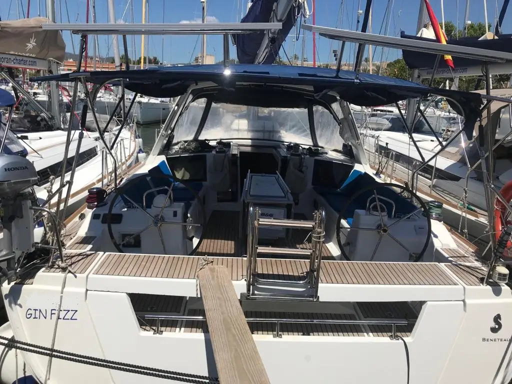 Alboran Gin Fizz (Radazul), Main image