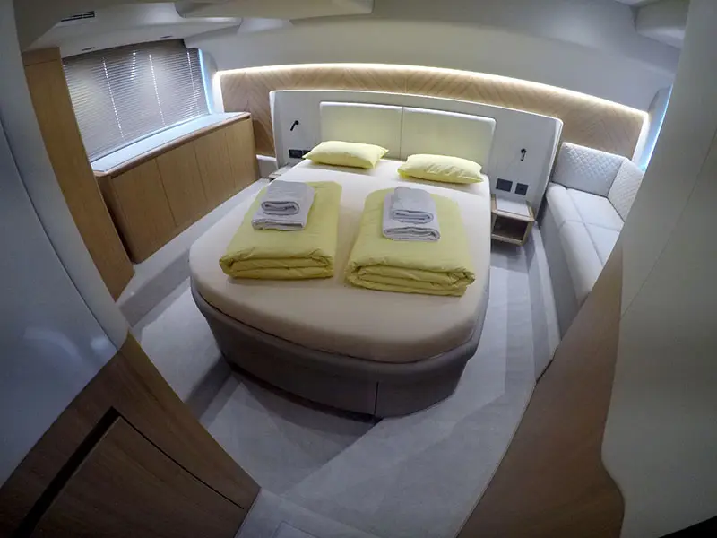 Il Sogno V, Galeon 480 Fly