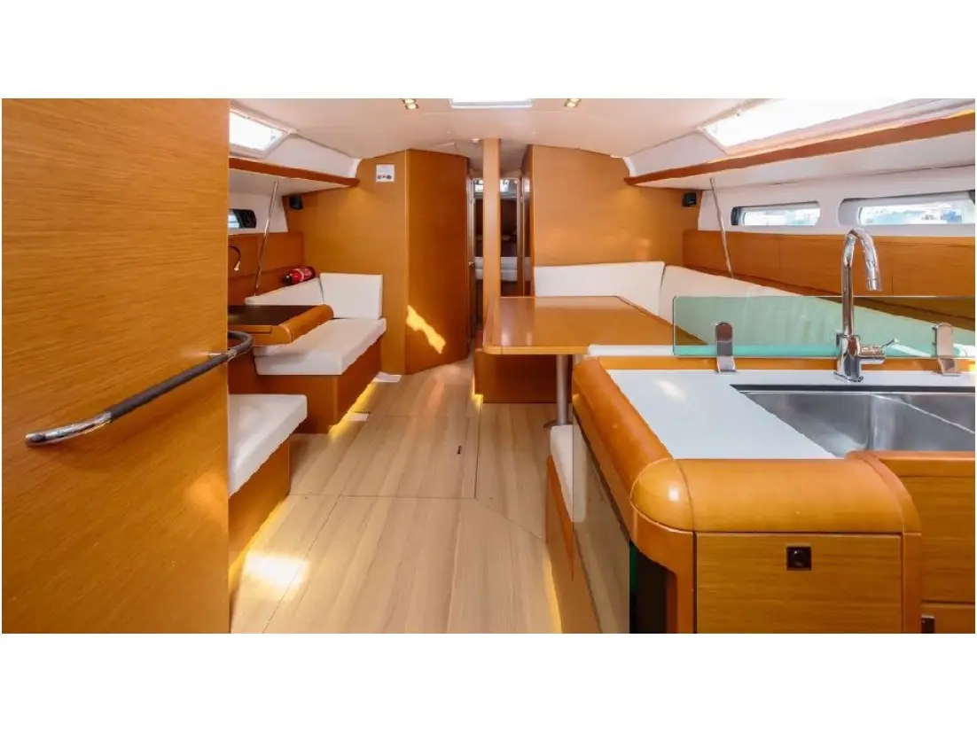 Pietra di Luna - Standard line, Interior image
