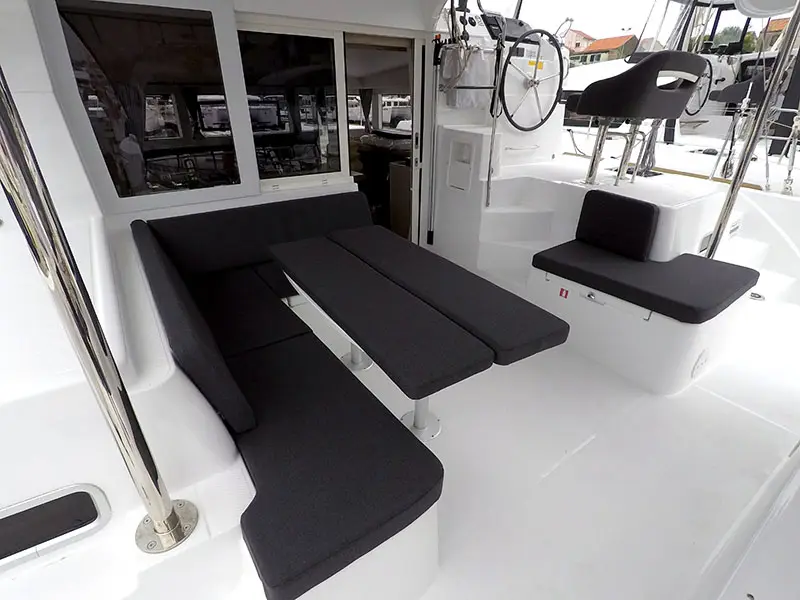 DUPLO II, Lagoon 40