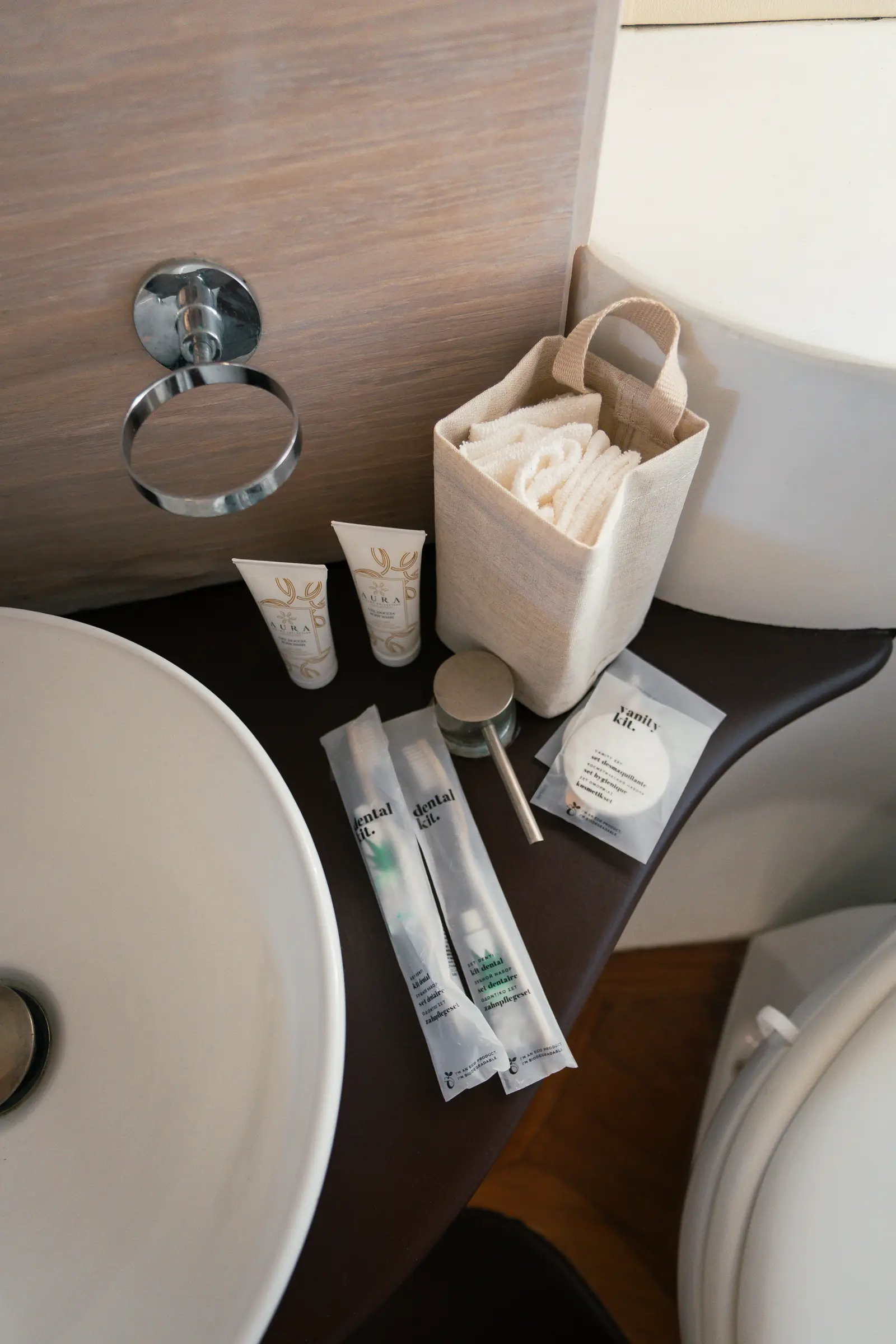 Premium, photograph 20