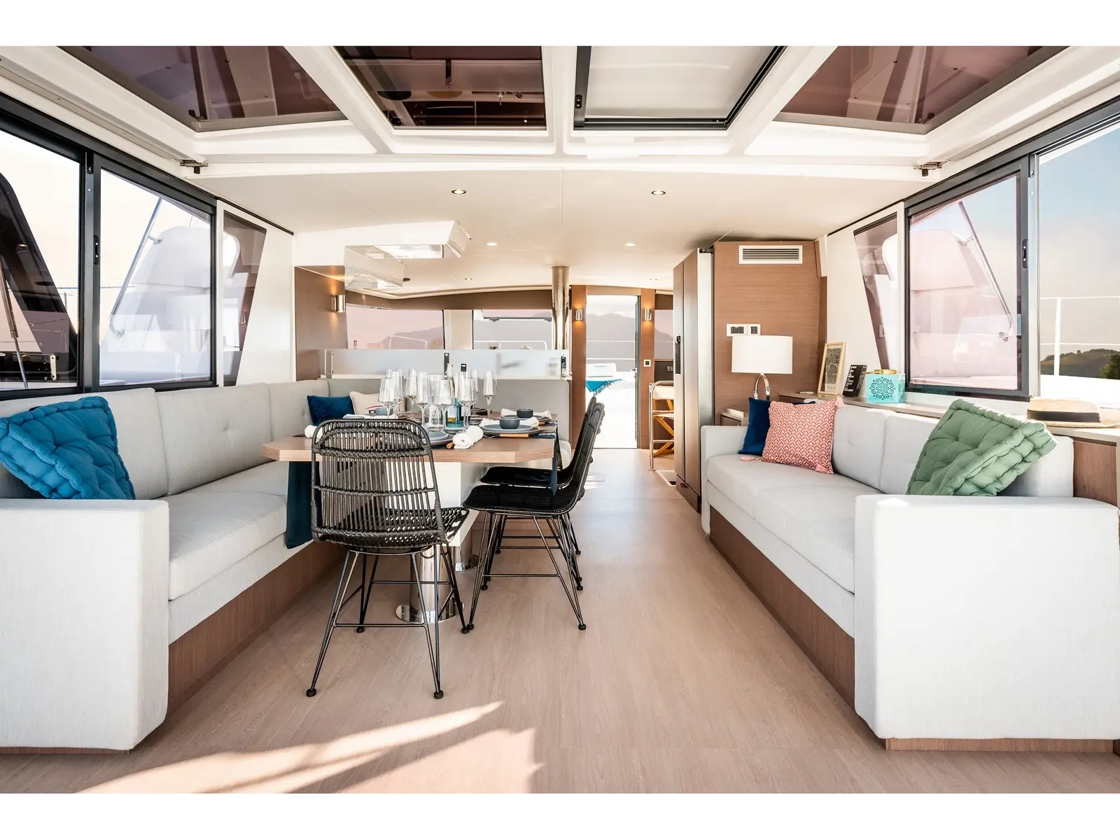 Poseidon, Interior image