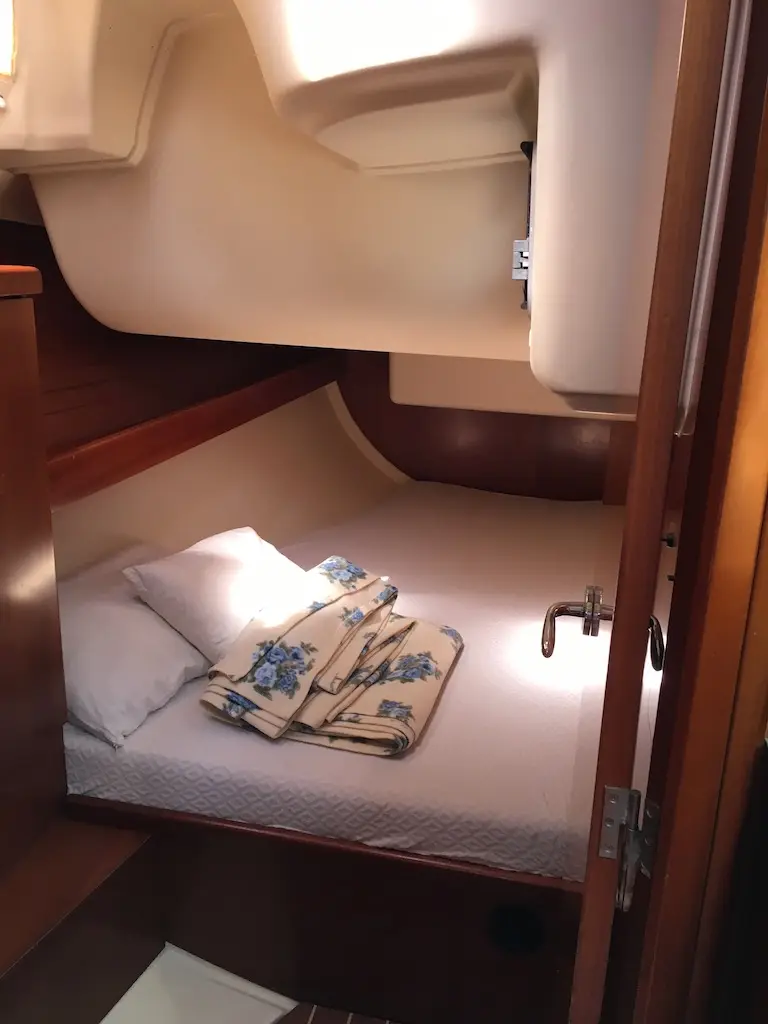 Surprise, rear cabin