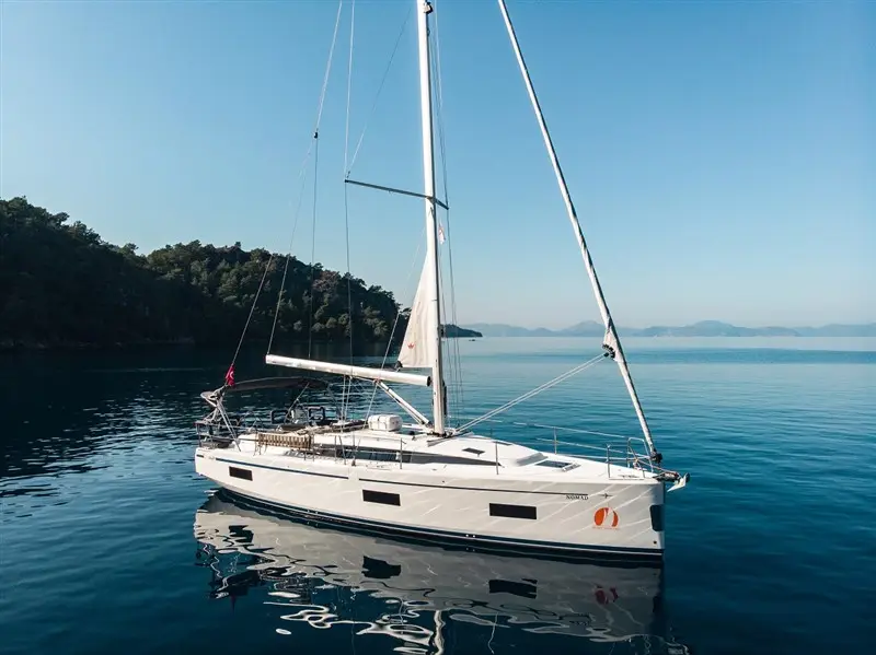 NOMAD, Bavaria C42