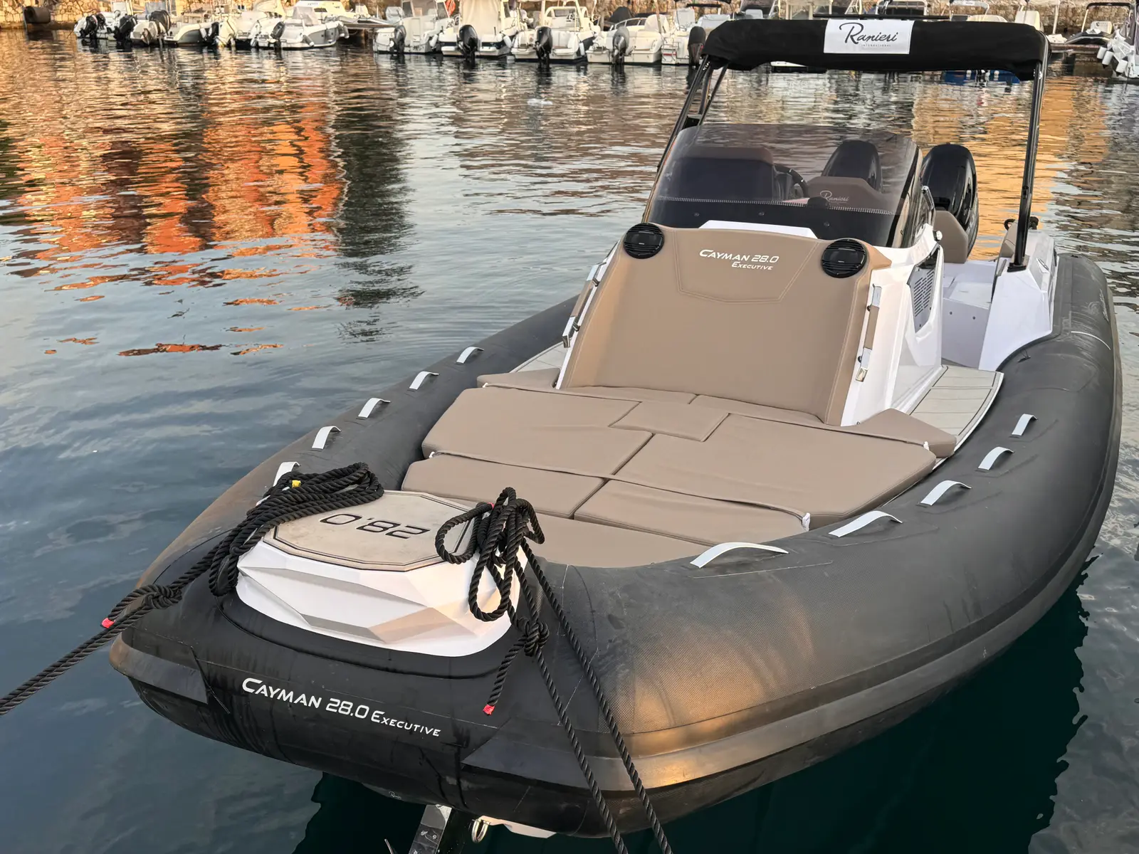Ranieri Cayman 28.0, photograph 19
