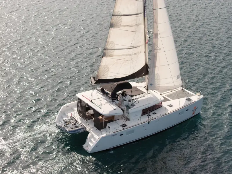 Zuzo 2, Lagoon 450