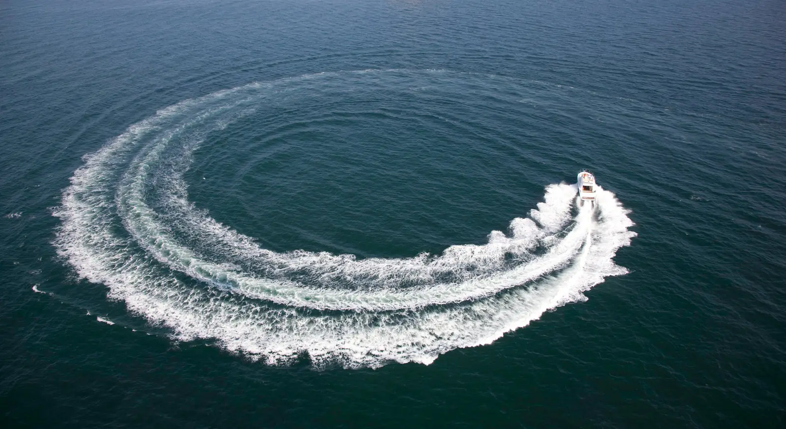 Antares 36, photograph 7