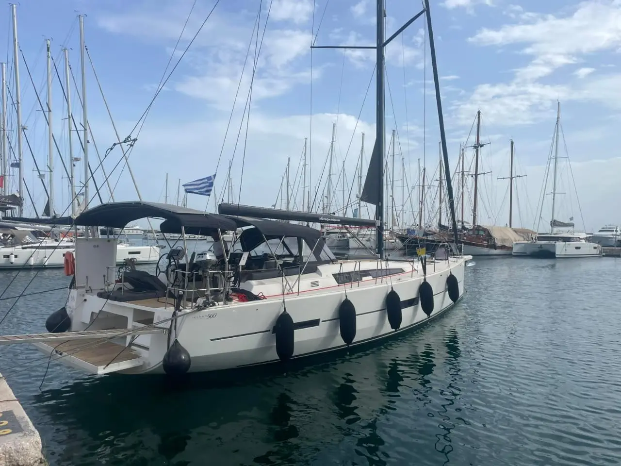 Captain Leo, Dufour 560