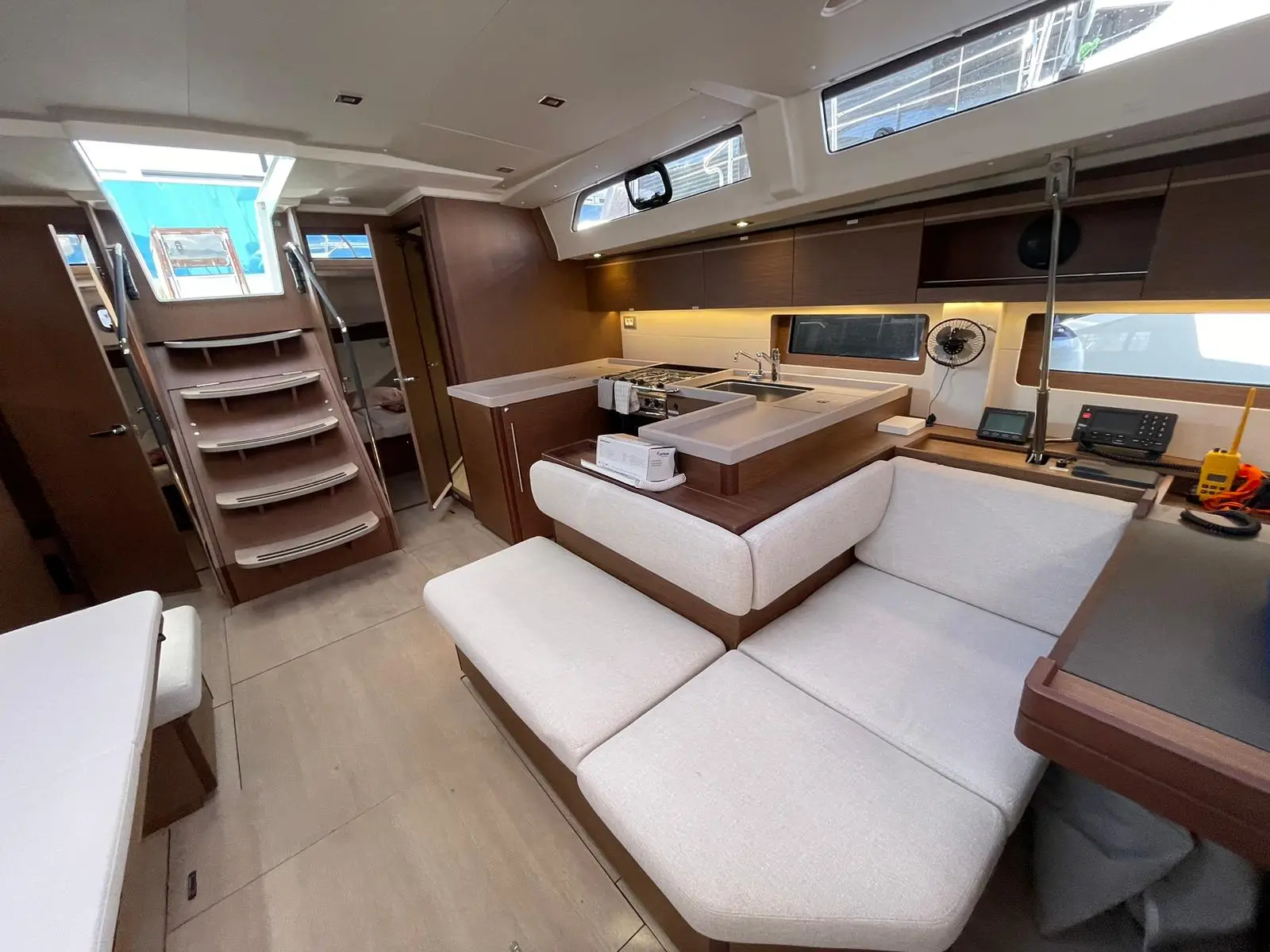 Alboran Mónica (Palmeira), Interior image