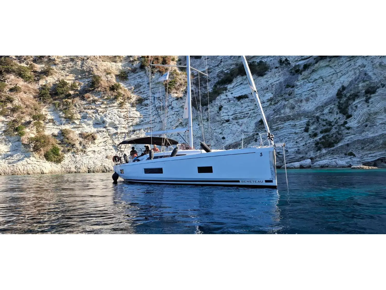 LELLA BELLE, Main image