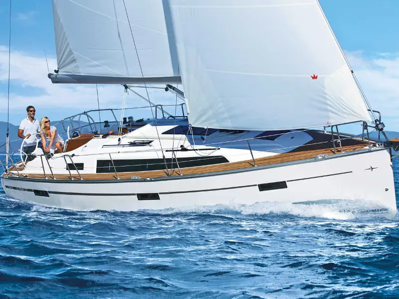 Qing, Bavaria Cruiser 37