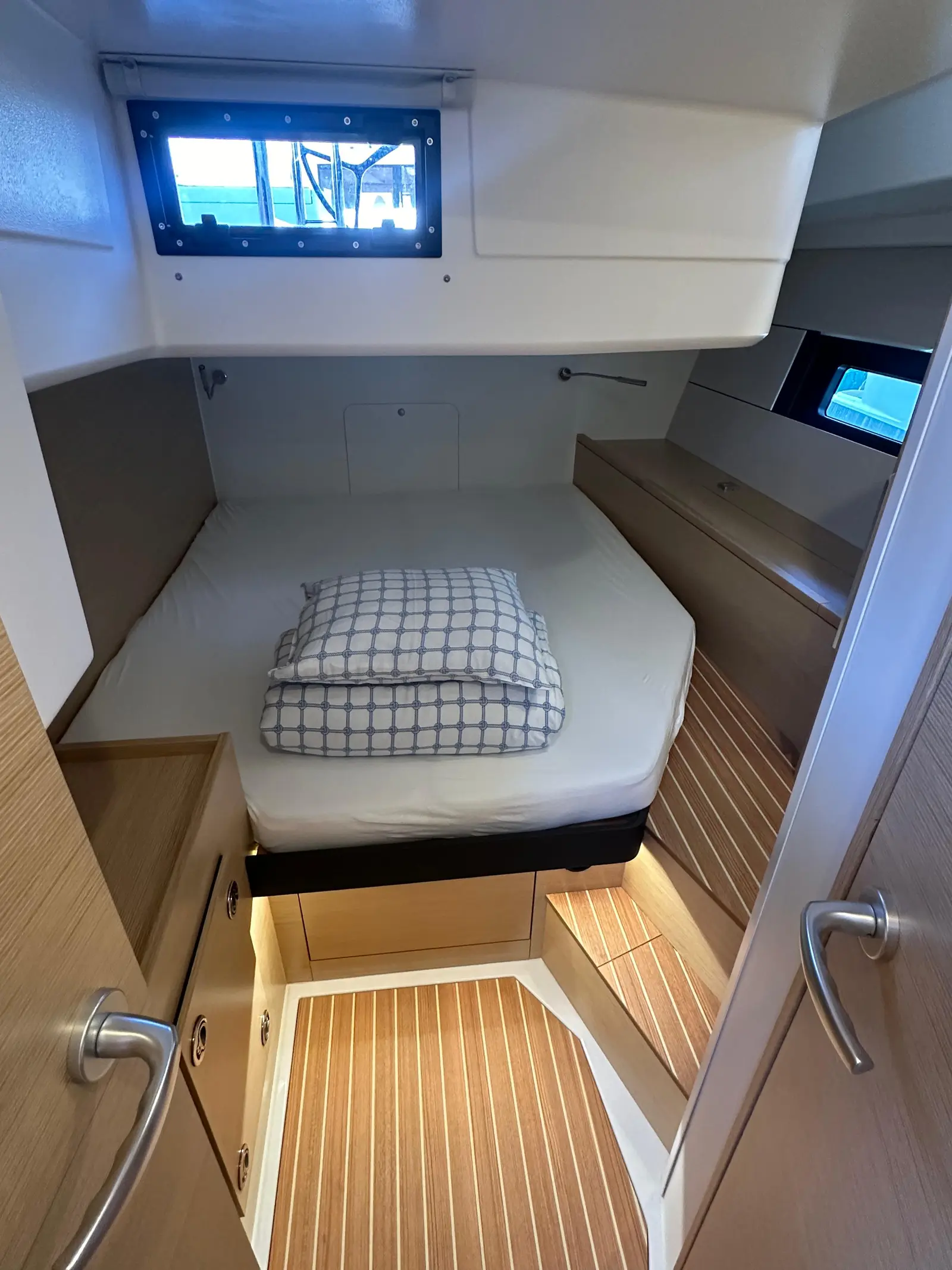 Wilson, photograph 9