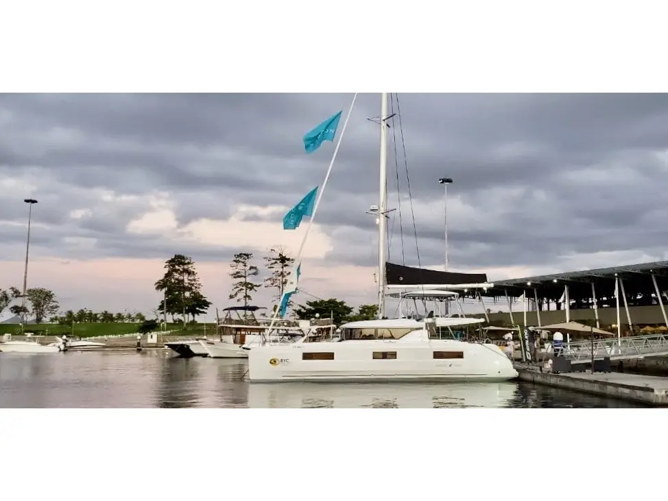 BYC PARATY , Lagoon 46