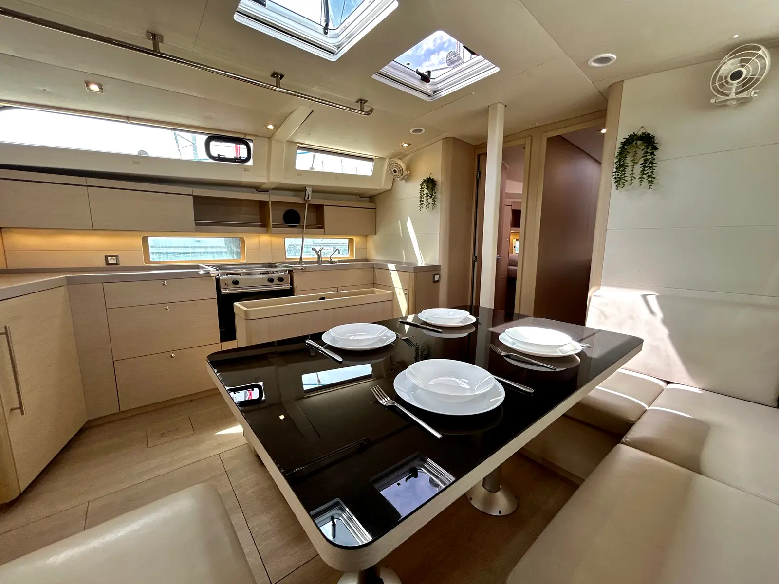 Capriccio (Refit 2025 - A/C - Generator - Electric Heads), foto 7