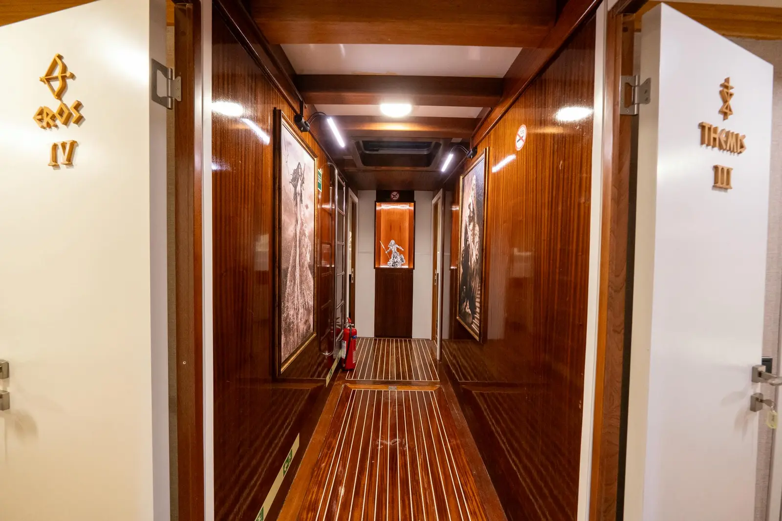 Premium, photograph 110