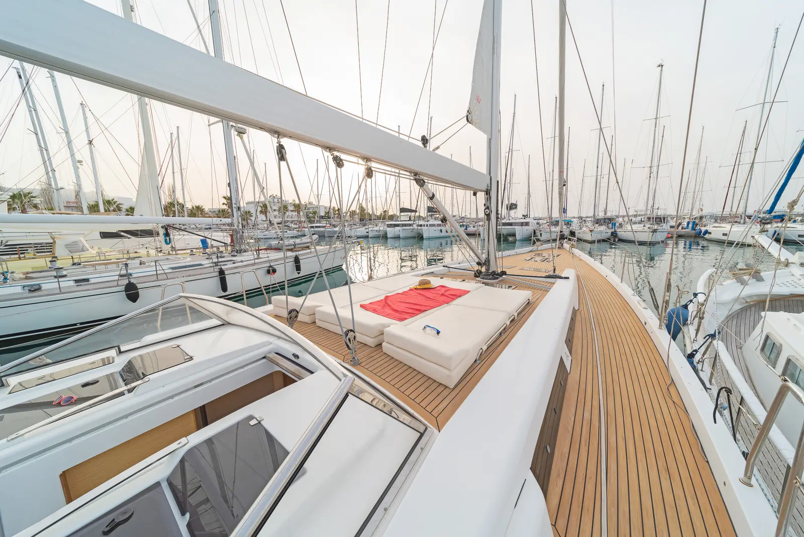 Amadea (ONLY SKIPPERED), photograph 18