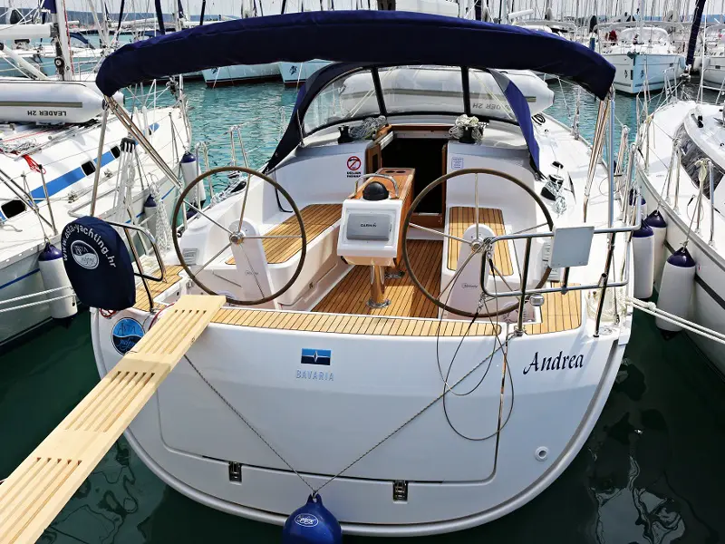 ANDREA, Exterior images