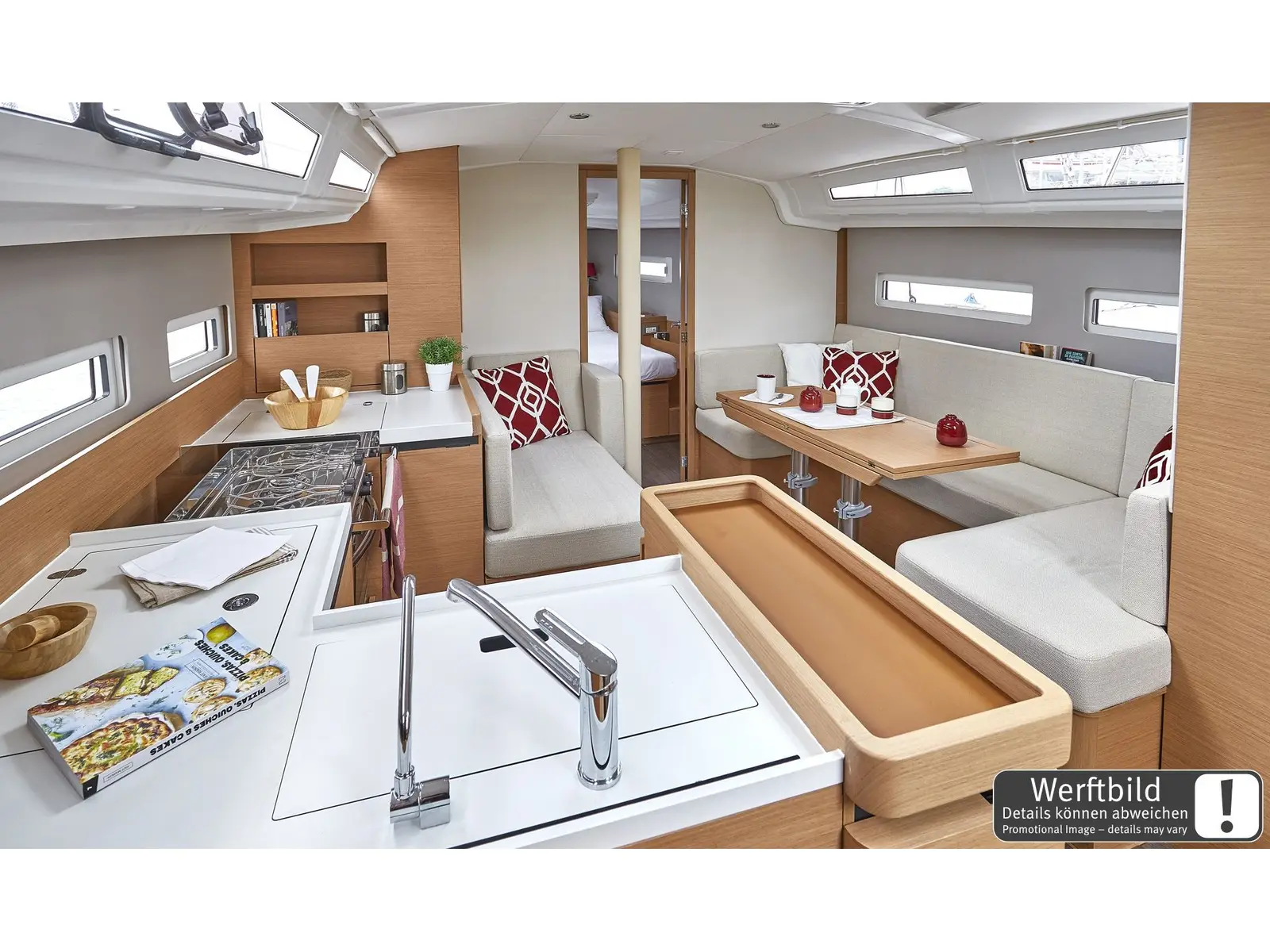 Maral, Interior image