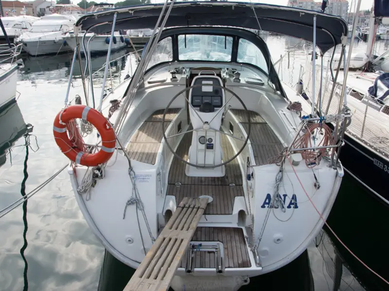 ANA (new sails 2019), Bavaria 38 Cruiser