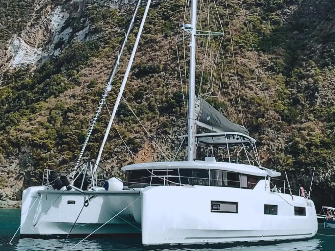 Kosmo, Lagoon 46