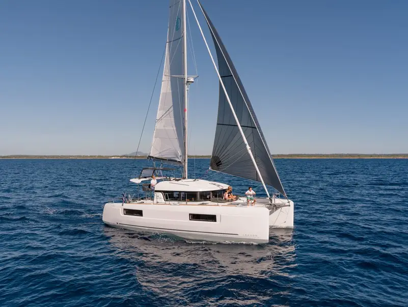 ROXY I, Lagoon 40