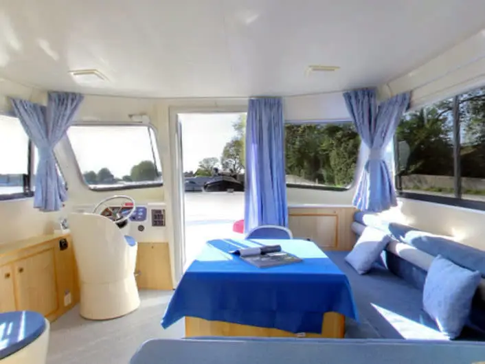 Calypso - Comfort 15, Interior image
