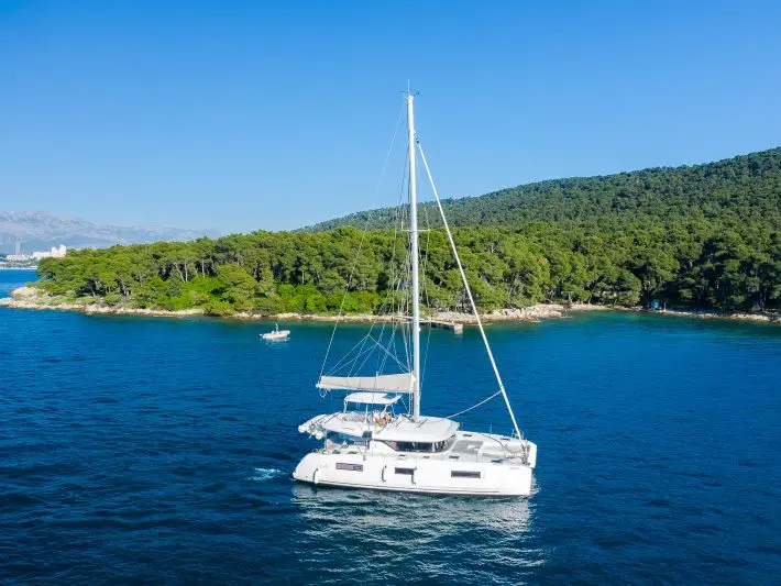 ADRION, Lagoon 46