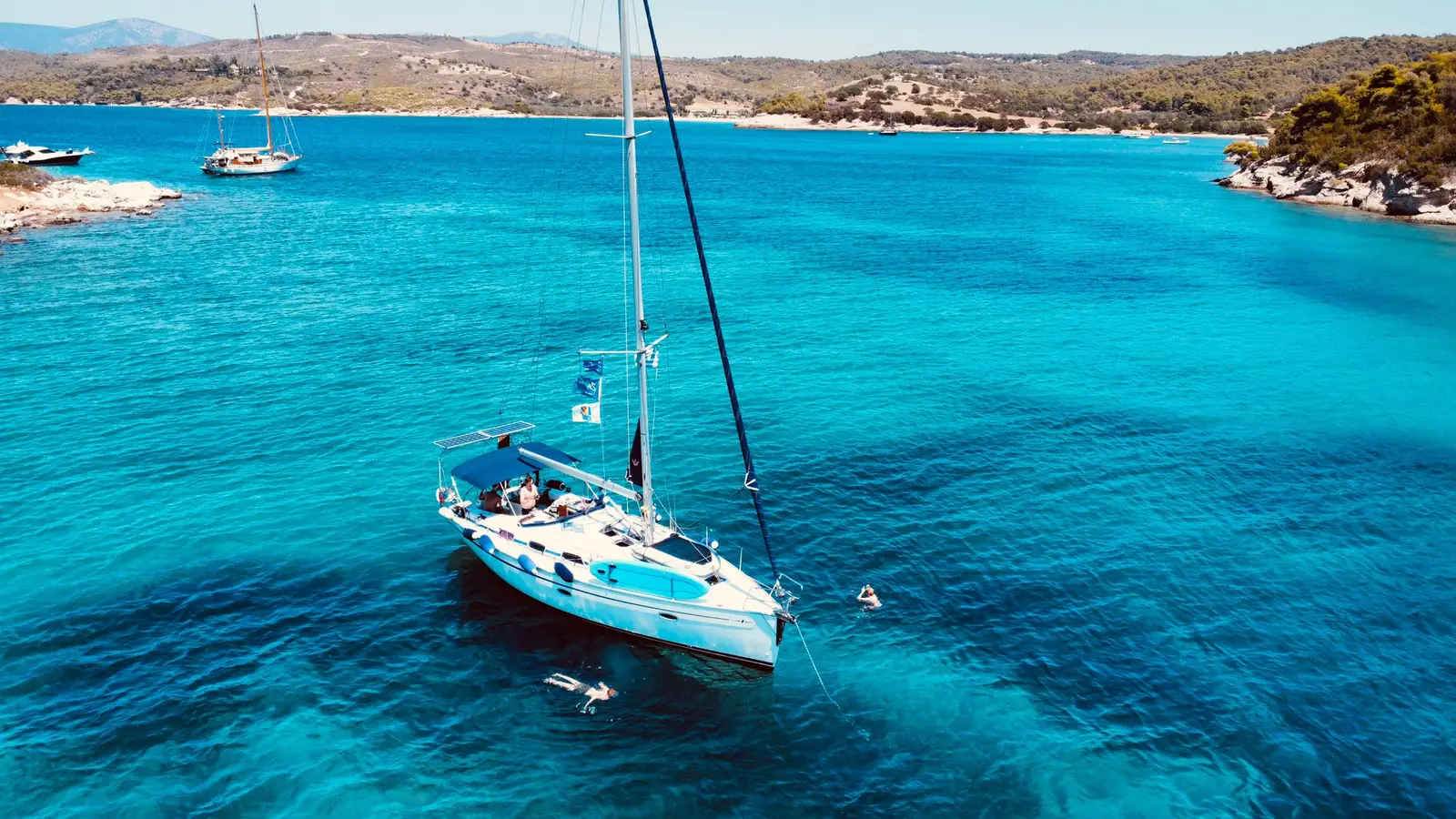 Black Pearl, photograph 27