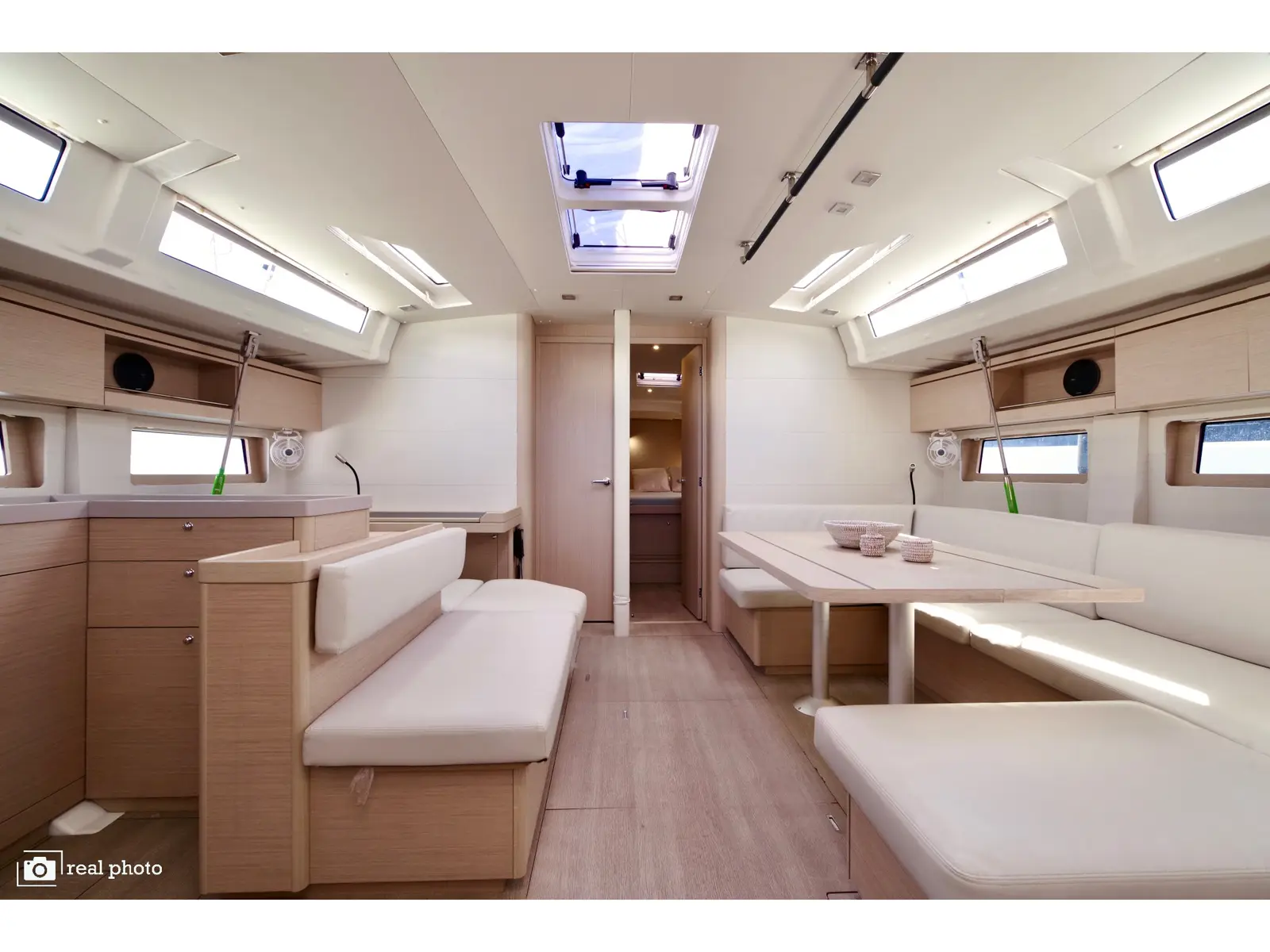 ORSA 4 - Water maker, Solar Panel, Interior image