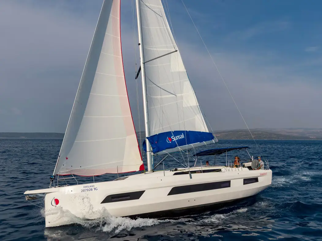 Sunsail 44.3 Premium, Main image