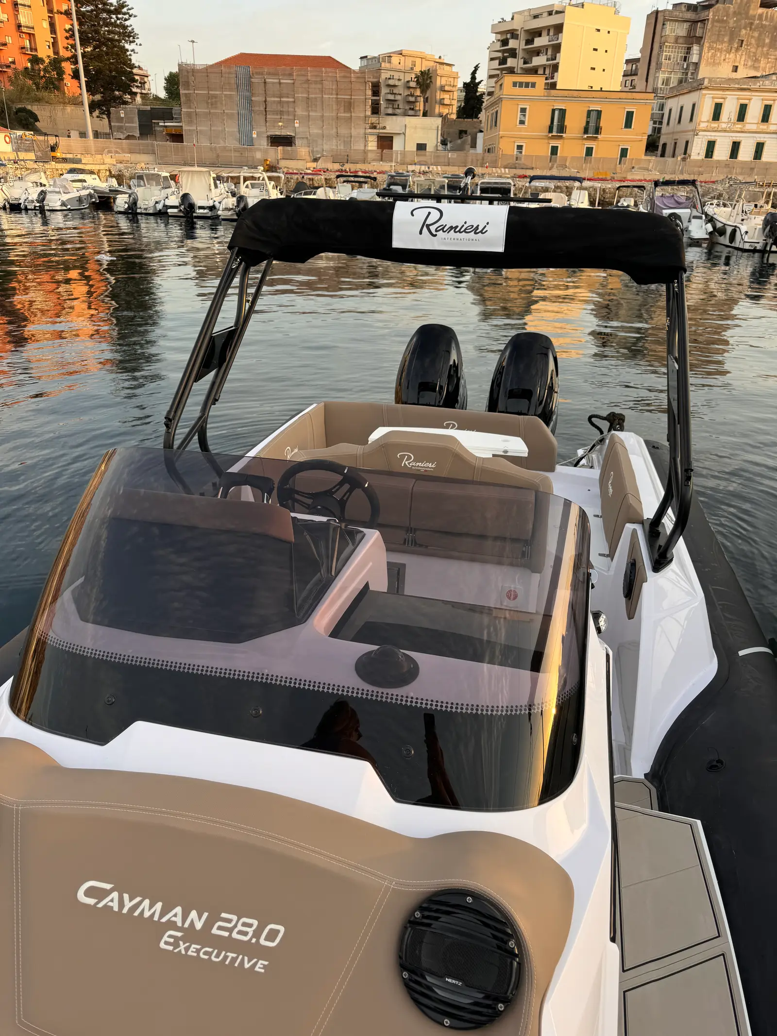 Ranieri Cayman 28.0, photograph 15
