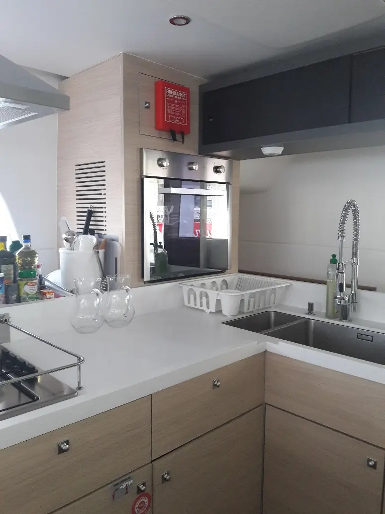 Eye Candy, Kitchen 2